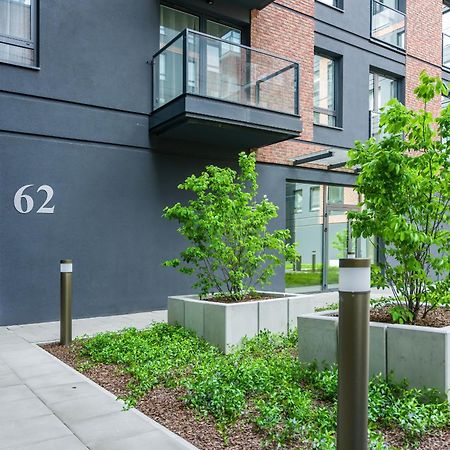 Apartment With Balcony And Free Parking In Poznan By Noclegi Renters מראה חיצוני תמונה