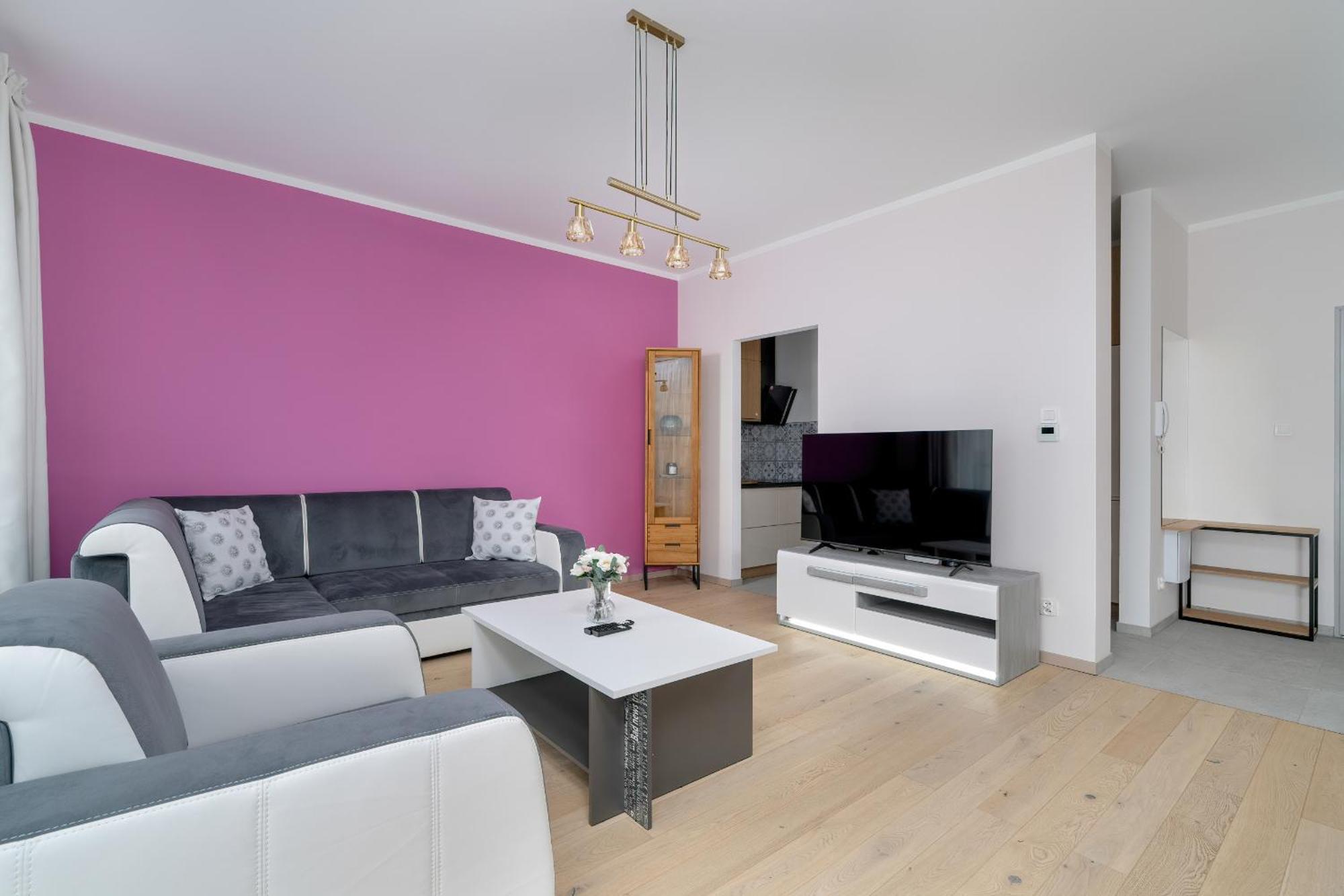 Apartment With Balcony And Free Parking In Poznan By Noclegi Renters מראה חיצוני תמונה