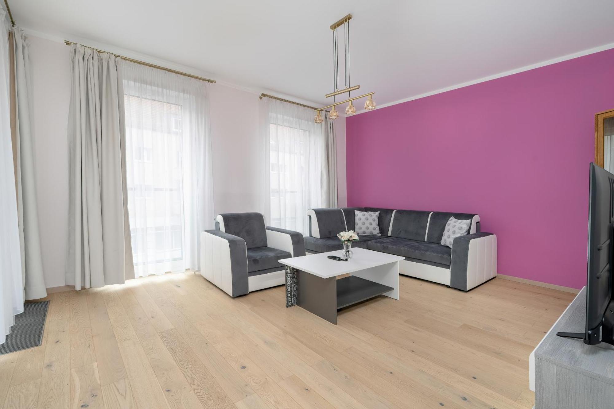 Apartment With Balcony And Free Parking In Poznan By Noclegi Renters מראה חיצוני תמונה